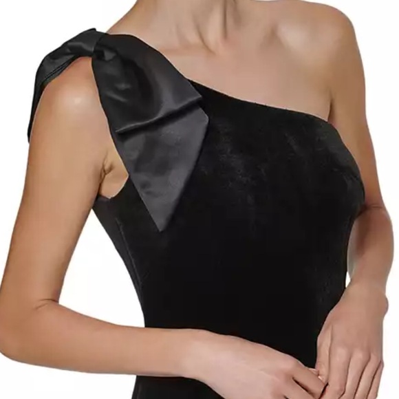 Eliza J Dresses & Skirts - Eliza J One Shoulder Bow Gown Black Velvet Satin Bow Floor Length 6 Petite
